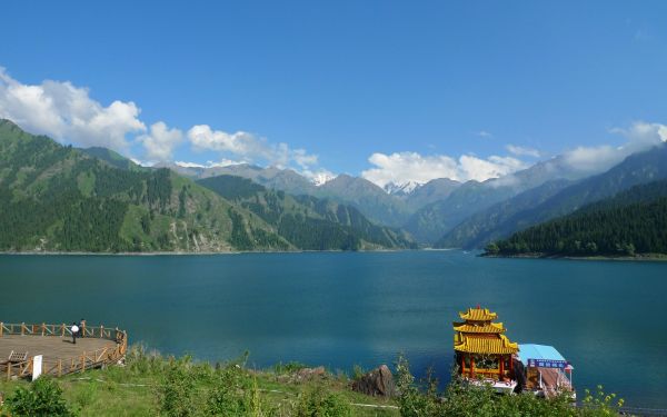 新疆大草原旅行线路攻略