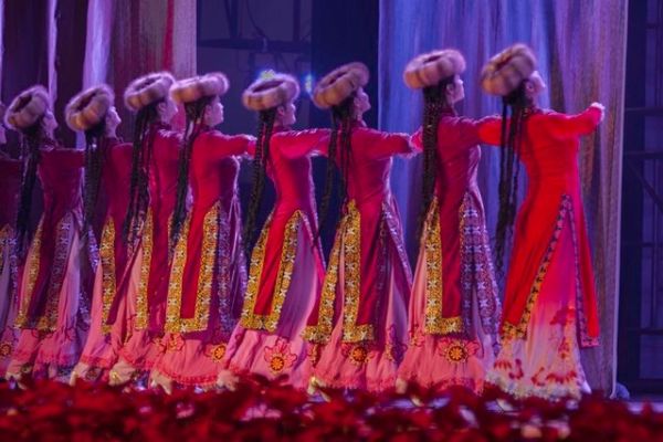 ​新疆民俗文化风情全攻略 —— 歌舞飞扬间的西域神韵