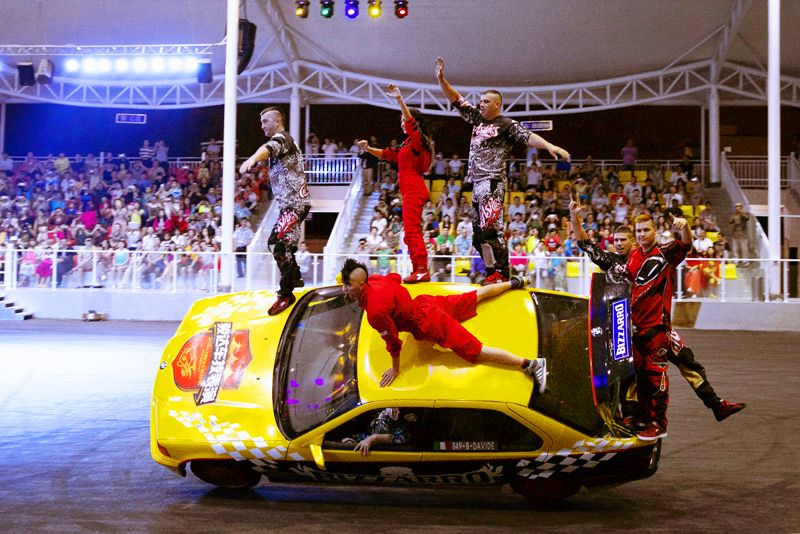 三亚骏达车技表演馆