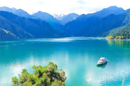 自治区博物馆+天山天池纯玩一日游